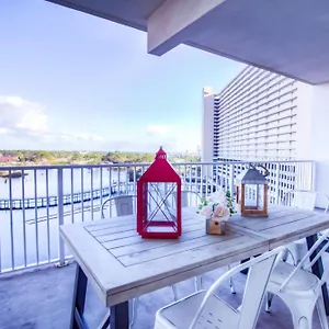 Holiday home Brand New! Laketown Wharf 633! Amazing 3 Bd, Great Location, And Awesome Amenities!, Panama City Beach
